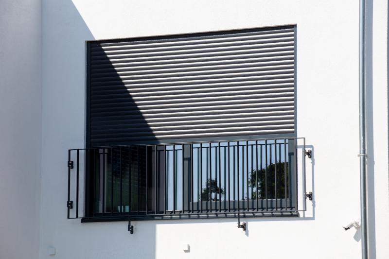 Volets roulants manuels ou &eacute;lectriques, comment faire le bon choix